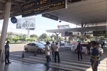 Từ 18/4, xe buýt được đón khách tại làn B ga quốc nội sân bay Tân Sơn Nhất