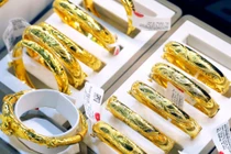 Giá vàng trong nước sáng 19/8 ổn định