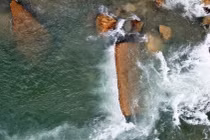 Cận cảnh những khối bê tông ‘khủng’ nghi vùi lấp nạn nhân mất tích ở Rào Trăng 3