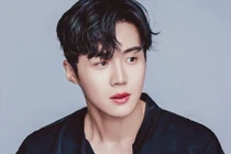 Kim Seon Ho lật ngược tình thế, dẫn đầu bình chọn Giải thưởng nghệ sĩ châu Á