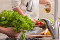 Cách ăn rau sống để không nhiễm bệnh