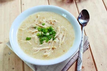 Thực phẩm nấu với thịt gà siêu bổ cho trẻ