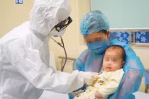 Phòng và xử trí sốt cao co giật khi trẻ nhỏ nhiễm Covid-19