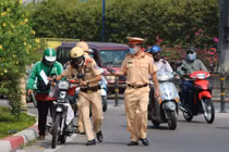 Phạt hơn 18,5 tỷ đồng trong tháng ra quân tổng kiểm soát các phương tiện giao thông