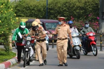 Phạt hơn 18,5 tỷ đồng trong tháng ra quân tổng kiểm soát các phương tiện giao thông