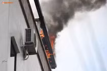 Hà Nội: Cháy khách sạn Momizi, khách hoảng loạn