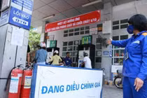 Giảm gần 400 đồng, xăng E5 RON92 xuống còn 16.787 đồng mỗi lít