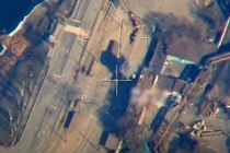 Quân đội Nga và dân quân Lugansk chọc thủng tuyến phòng thủ ở Donbass