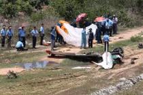 Nhân chứng kể lại giây phút máy bay rơi khiến 2 chiến sĩ hy sinh