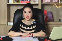 Bà Phương Hằng và cuộc đại náo chấn động giới showbiz