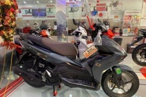 Honda Air Blade tiếp tục giảm giá mạnh dịp cận Tết