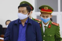 Ông Đinh La Thăng phủ nhận chỉ định nhà thầu sai quy định