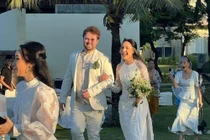 Gia đình Mỹ Linh - Anh Quân chia sẻ về lễ cưới của Anna tại Việt Nam