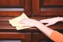 Giấm, trà xanh giúp đánh bóng bàn ghế gỗ