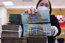 Chính phủ kiểm soát chặt dòng tiền vào các lĩnh vực có tính đầu cơ