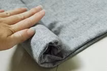 Làm phẳng quần áo không cần là