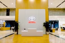 Toyota Việt Nam ra mắt đại lý Toyota TNG Hòa Bình