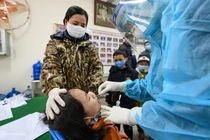 35 học sinh chung lớp 'bệnh nhân 1719' âm tính lần một