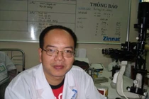 Sử dụng thuốc nhỏ mắt Tobradex