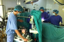 Hai viện phối hợp cứu bệnh nhân ngừng tim do bóc tách động mạch chủ