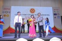 Công ty TNHH tiệm vàng đá quý kim hương với cả tấm lòng