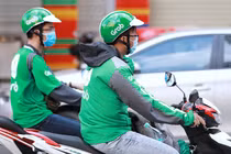 Vay 500 triệu mua xe cày Grab: Vỡ mộng thu nhập 30 triệu/tháng