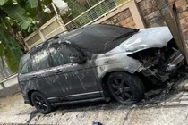 Video: Lấy lời khai vụ 3 ô tô nghi bị đốt trong đêm ở TPHCM