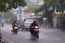 Miến Bắc đón đợt không khí lạnh, đêm nay nhiều nơi mưa to đến rất to