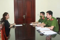 Âu Thị Thanh Hằng tại cơ quan điều tra. Ảnh: Công an tỉnh Nghệ An.