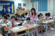 Hà Nội: Giáo viên phải có chứng chỉ ngoại ngữ mới được tuyển dụng