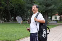 Mê đánh cầu có sức khỏe như thanh niên