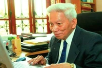 GS Hoàng Tụy và bốn cải cách giáo dục