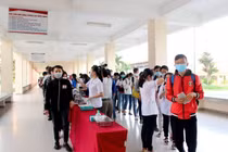 Trường đại học giảm học phí cho sinh viên khó khăn do dịch Covid-19