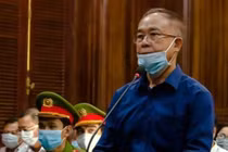 Khai trừ Đảng 4 cựu cán bộ, lãnh đạo Hà Nội, TPHCM liên quan các vụ án lớn