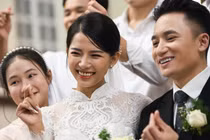 Nhan sắc vợ Phan Mạnh Quỳnh