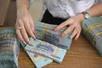 24 ngân hàng có nợ xấu 91.244 tỷ đồng, rủi ro leo thang