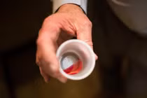 Hôn mê, suy hô hấp cấp vì uống nhầm methadone