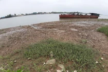 Nam Định: Cát tặc hoành hành “rút ruột” sông Hồng