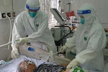 Đối với bệnh Covid-19, Ngân sách Nhà nước chi trả chi phí khám chữa bệnh. Bao gồm tiền khám bệnh, tiền giường, dịch vụ kỹ thuật, thuốc, máu, dịch truyền... theo hướng dẫn của Bộ Y tế và Bộ Tài chính.