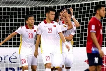 Bàn thắng của Phan Văn Đức giúp tuyển Việt Nam ấn định chiến thắng 2-0