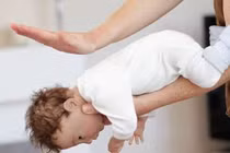 Đi cấp cứu do miếng thịt to