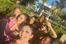 Hình ảnh đầu tiên của Đỗ Thị Hà ở Hoa hậu Thế giới 2021