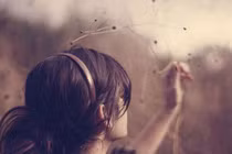 Xin anh cứ giả vờ yêu…