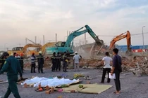 Đồng Nai: Thăm và hỗ trợ các nạn nhân vụ sập tường nghiêm trọng.