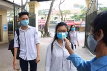 Học sinh lớp 7-12 của Hà Nội trở lại trường từ 7- 8/2