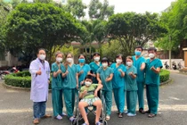 Ho, sốt, sổ mũi trên trẻ béo phì coi chừng Covid-19 biến chứng nặng