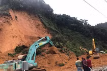 Khắc phục sạt lở, thông đường huyết mạch lên cửa khẩu quốc tế Cầu Treo.