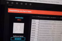 Ngân hàng nói gì về vụ lộ thông tin giao dịch ở Thế Giới Di Động?
