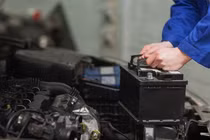 Tại sao ắc quy ô tô mau hết điện?