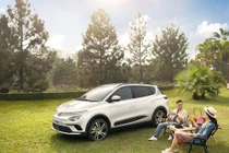 Khách hàng cũng sẽ được thử tay lái với mẫu xe ô tô điện thông minh đầu tiên của Việt Nam – VinFast VF e34.